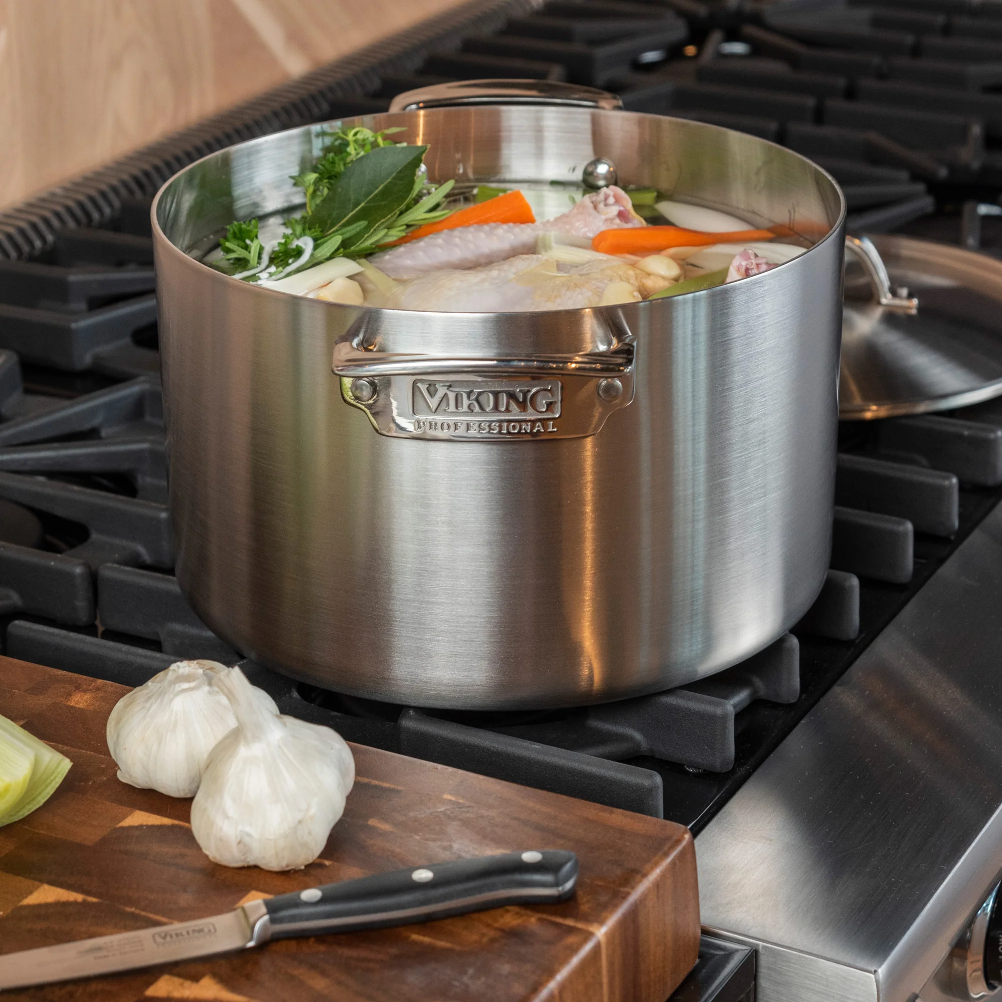 Mastering Your Kitchen with a 10 Qt Stock Pot: The Ultimate Guide