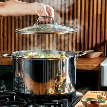 The 8 Qt Stock Pot: Your Culinary Command Center for Flavorful Feasts